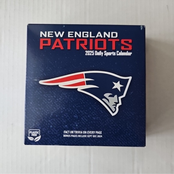 NFL New England Patriots 2025 Box Calendar Brand New In Box - Picture 4 of 5